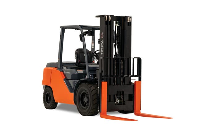 Mid IC Pneumatic Forklift